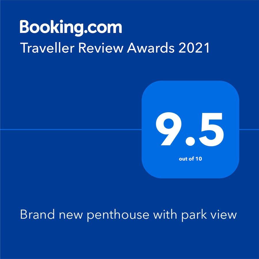 Penthouse With Park View Apartment Крайстчърч Екстериор снимка